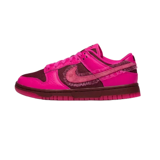 Nike Dunk Low Valentine's Day (2022) (Women's)
